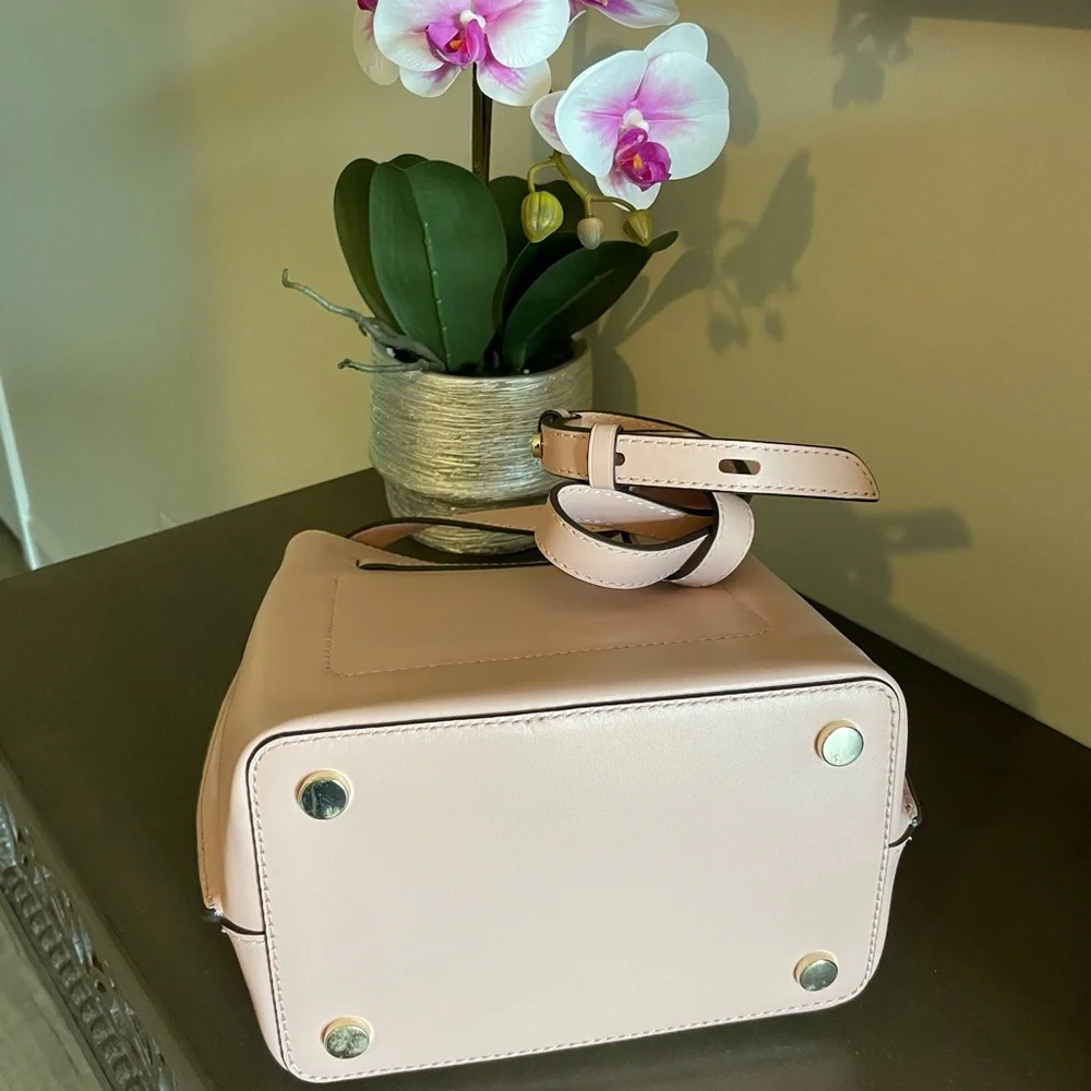 Micheal Kors bag - Picture 5 of 5